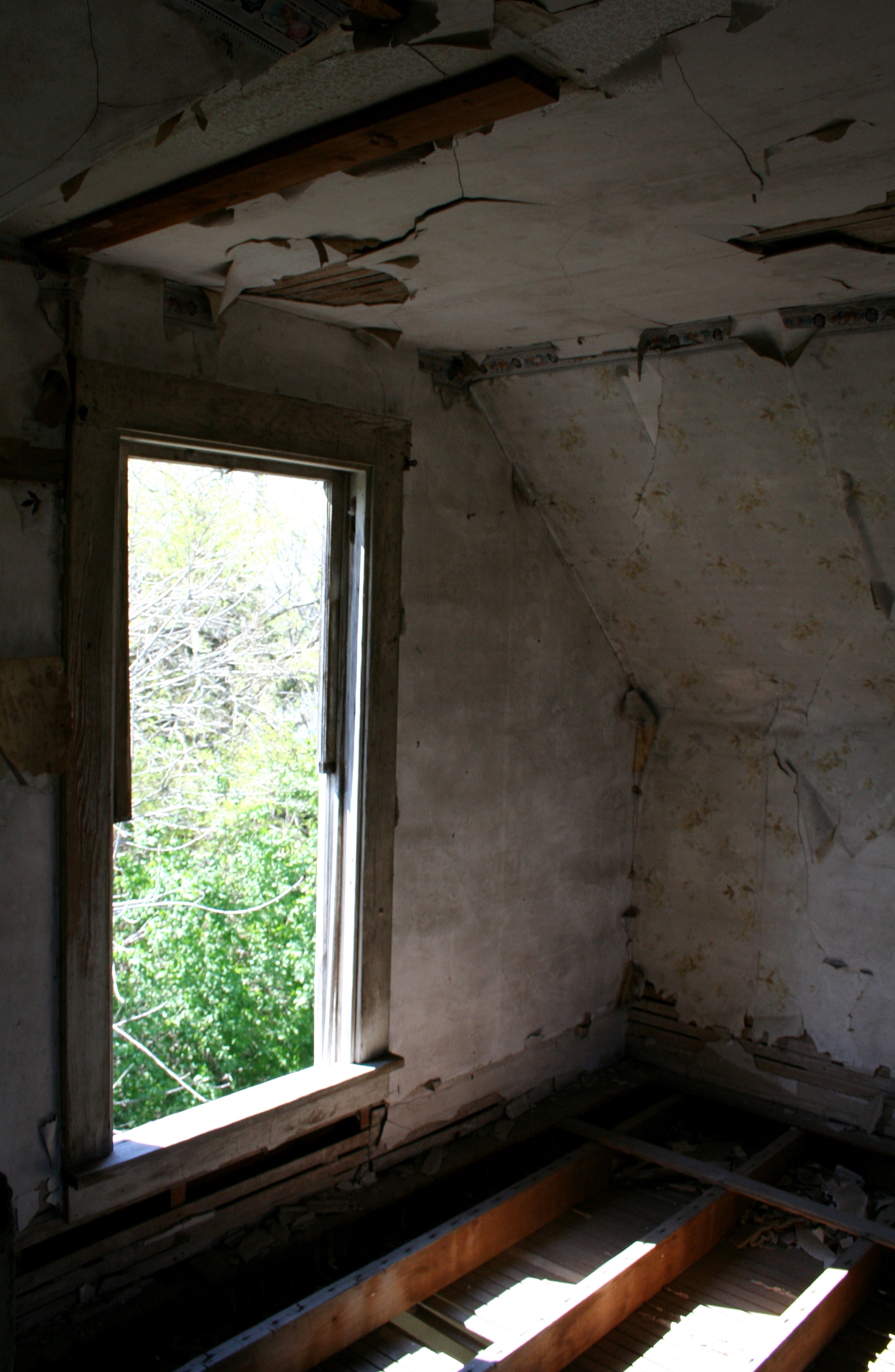 Holton Abandoned House 27 by FallnStock on deviantART