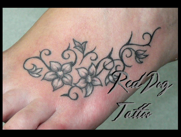 Steph Foot Tattoo | Flower Tattoo