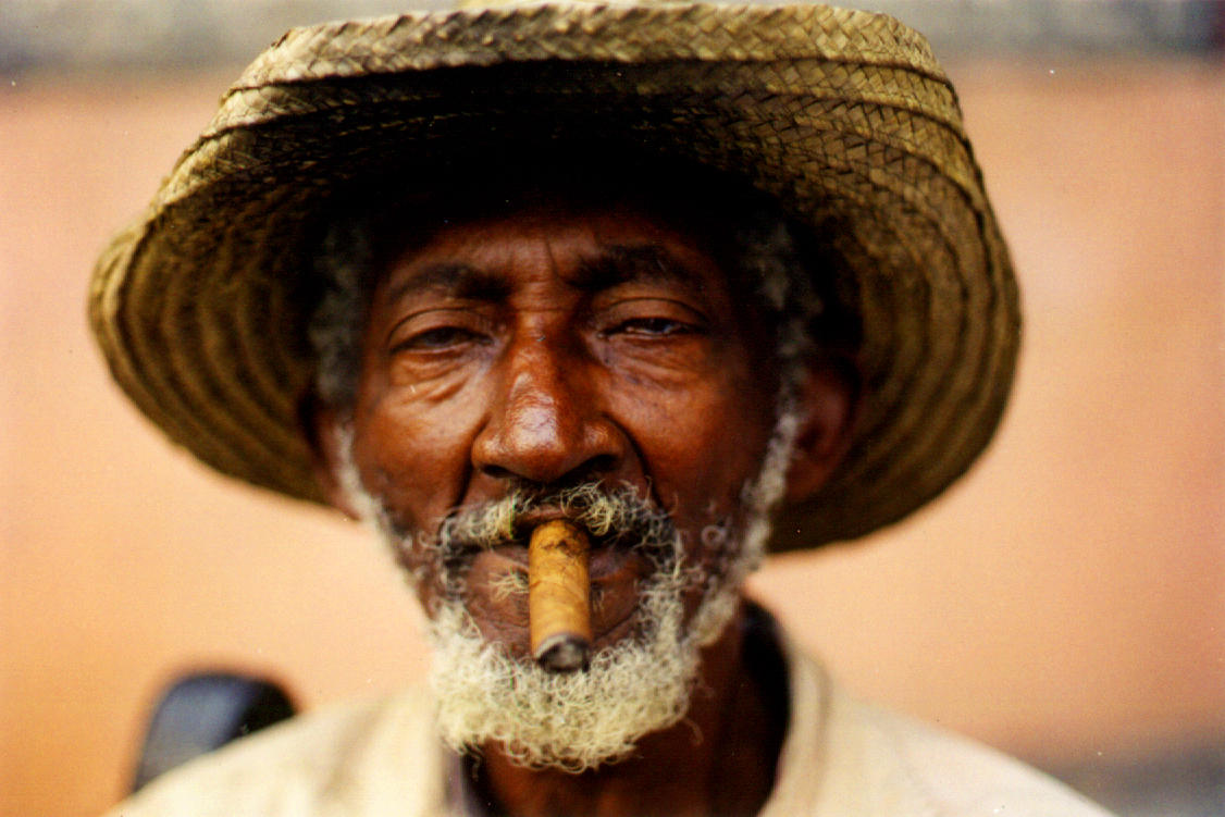 Old_Man_Smoking_by_Leonida.jpg