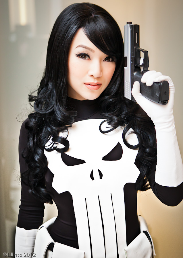 lady_punisher_up_close_and_personal_by_vampbeauty-d4qs09y.jpg