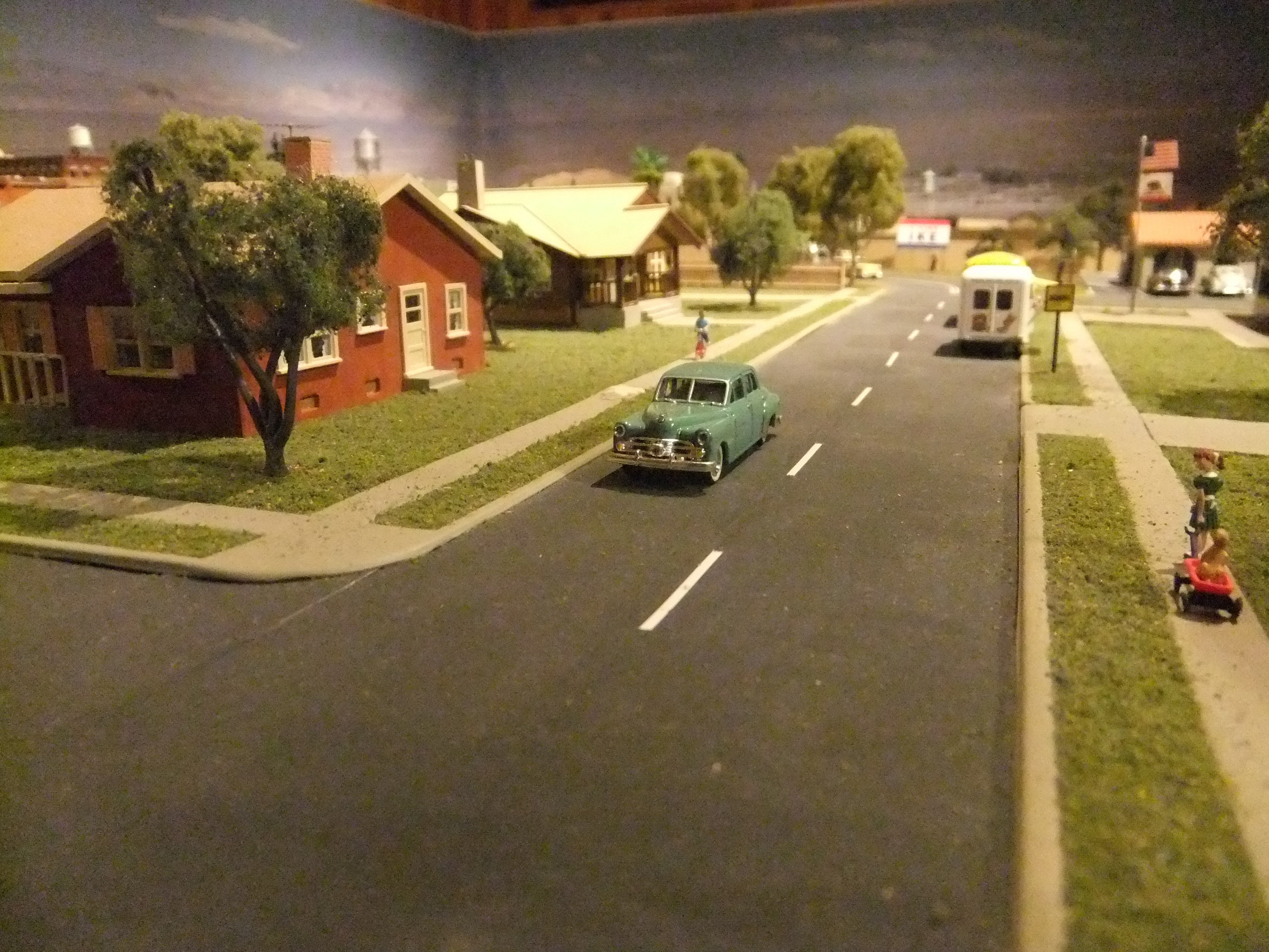 HIGHWAY STREET WHITE ANGLED RIGHT PARKING LOT LINES 1/48 O SCALE TRAIN LAYOUT 