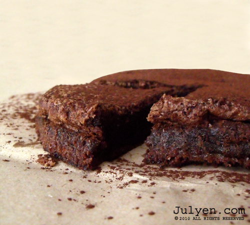 chocolate_torte___ii_by_julyendiary-d351