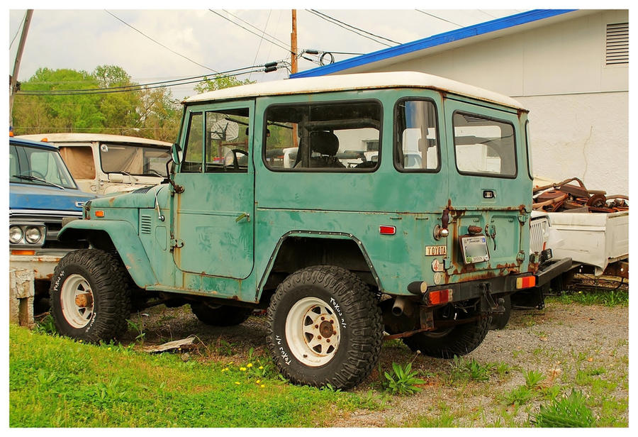 Old Toyota 4x4 by TheMan268 on DeviantArt