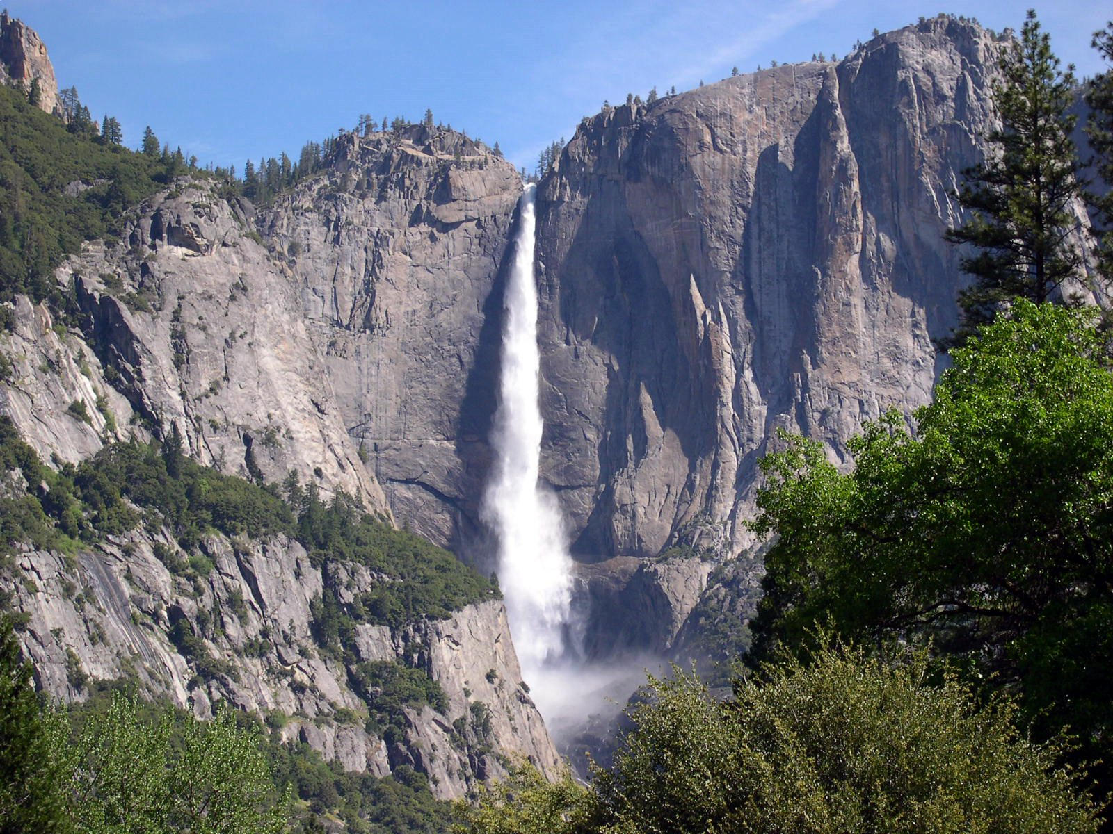 Yosemite_National_Park_V_by_dhunley.jpg