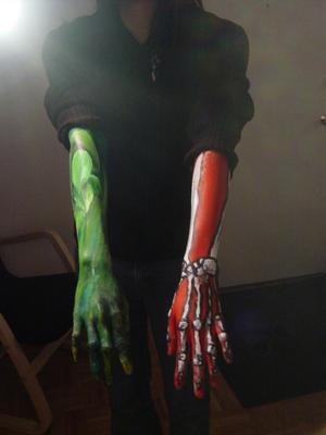 Two Hands Paint | Sage Body Paint | Marc Body Paint