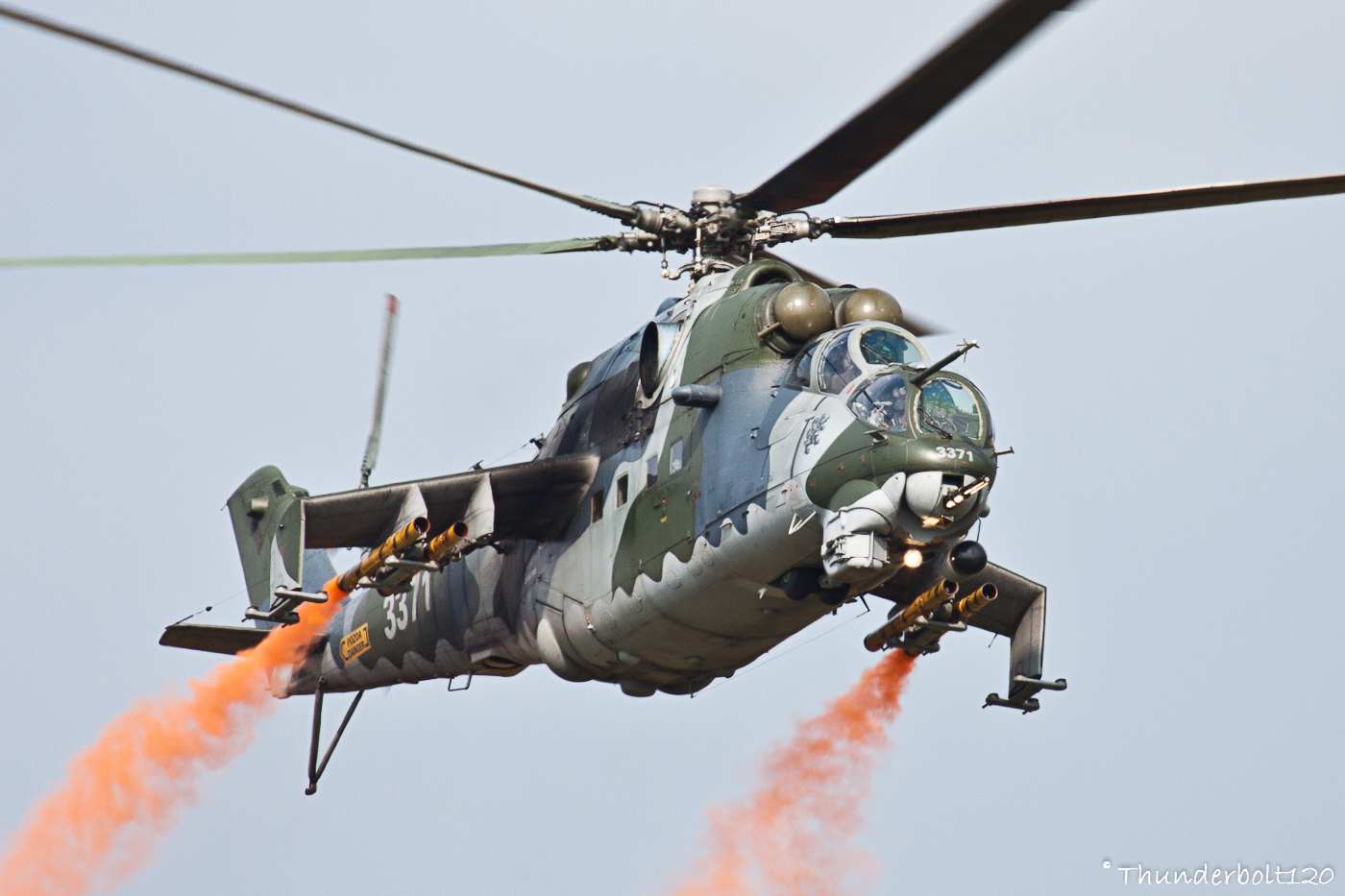 Mi-24V Hind 3371